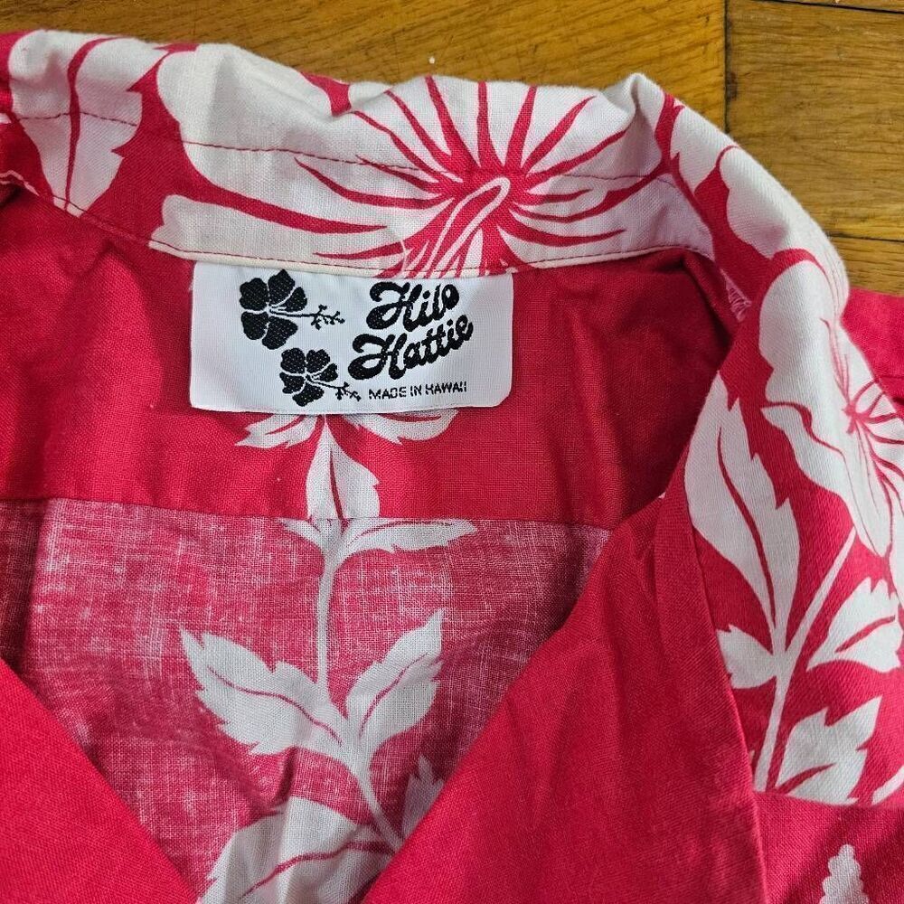 Vintage Hilo Hattie Hawaiian Shirt Large Red Floral - Picture 5 of 7